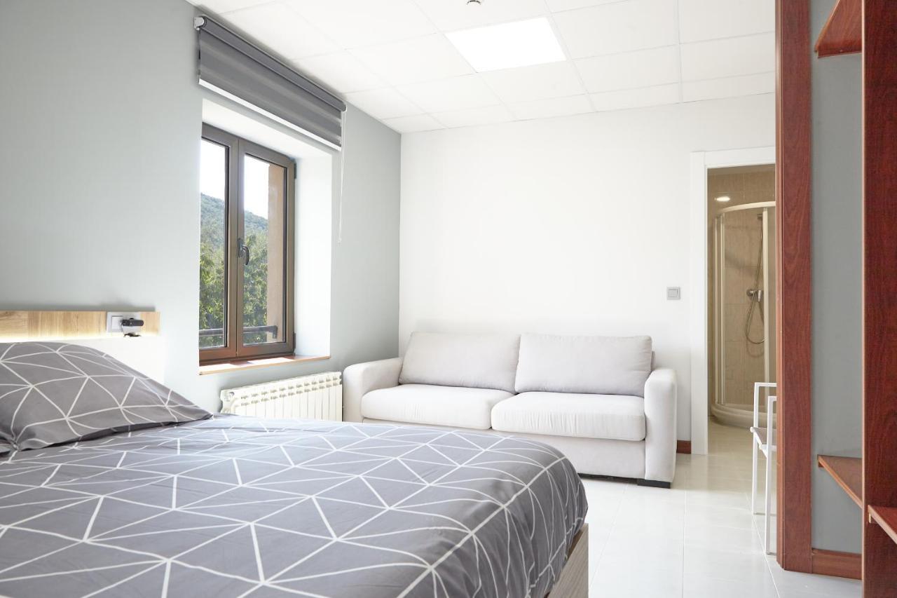Hostal Fontanan La Pola de Gordon Экстерьер фото