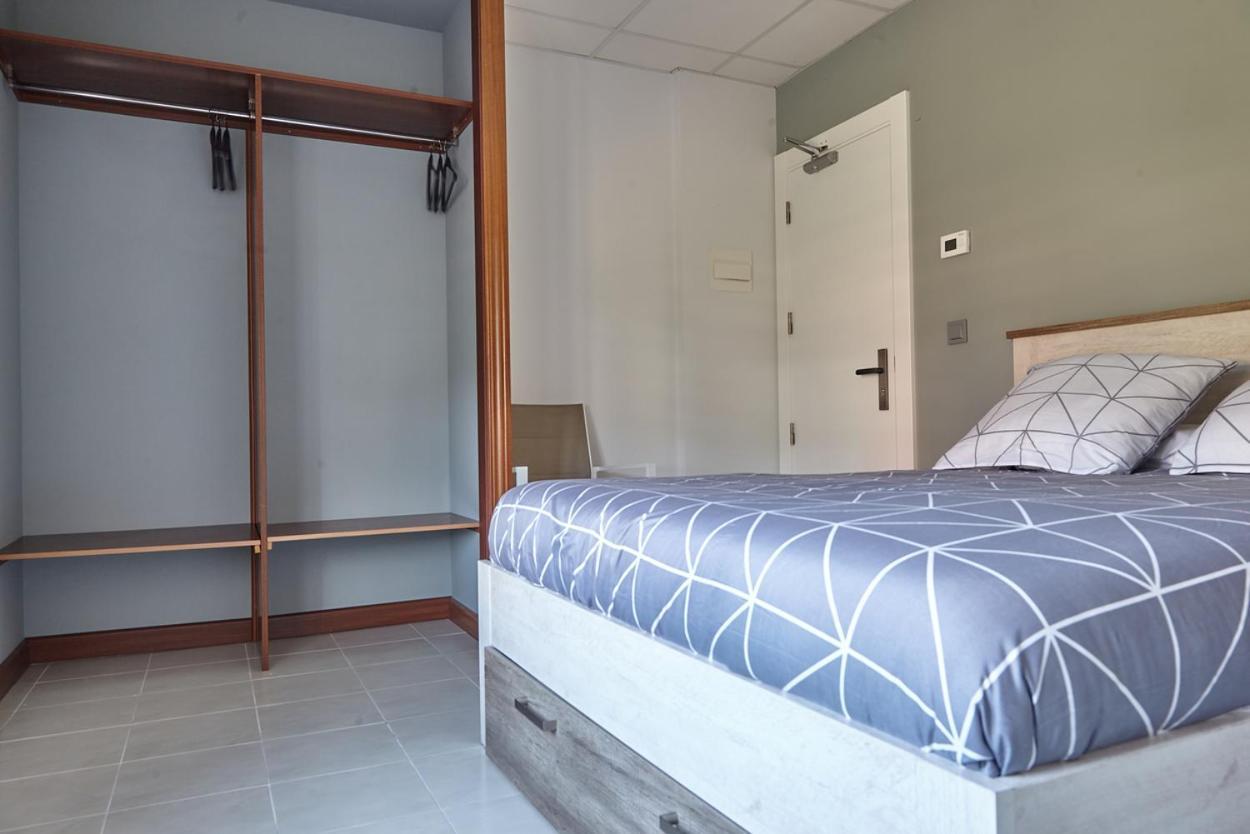 Hostal Fontanan La Pola de Gordon Экстерьер фото