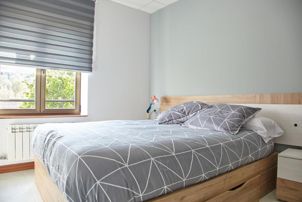 Hostal Fontanan La Pola de Gordon Экстерьер фото